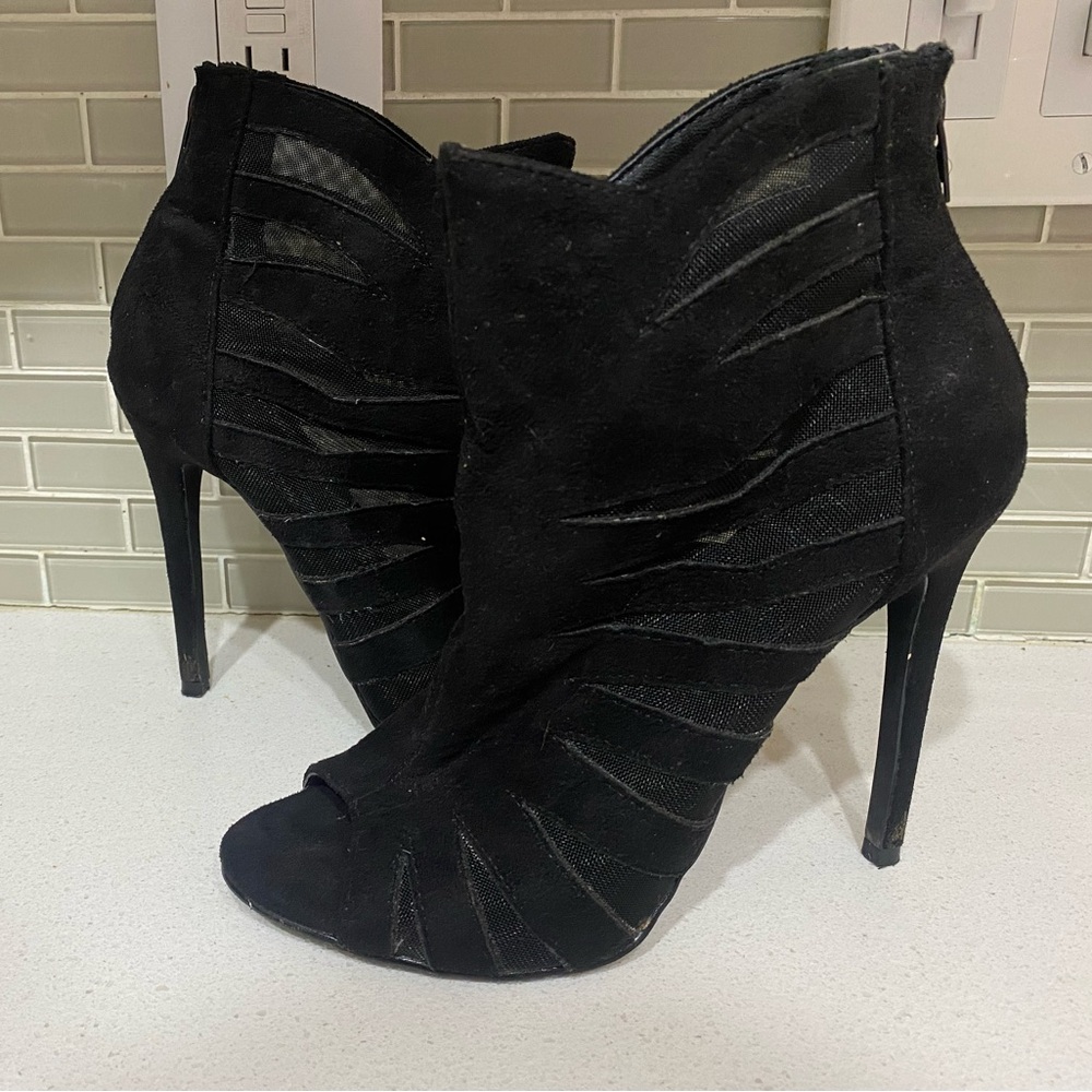 Women heels
